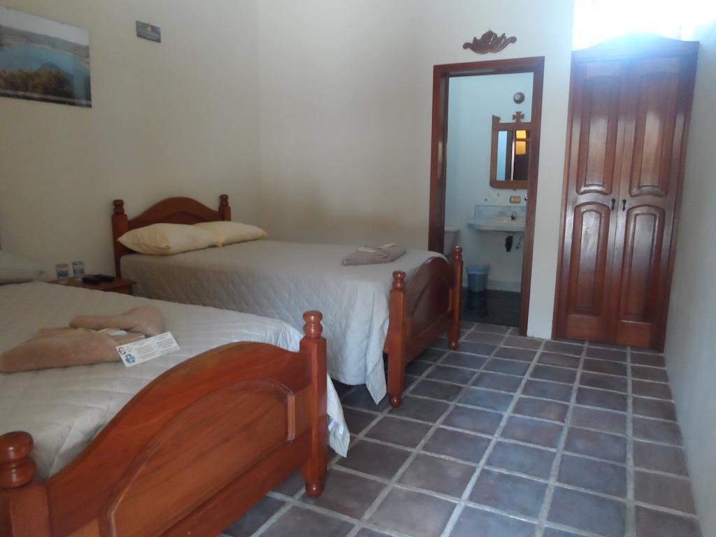 אנטיגואה גואטמלה Hotel Gran Plaza Euromaya חדר תמונה